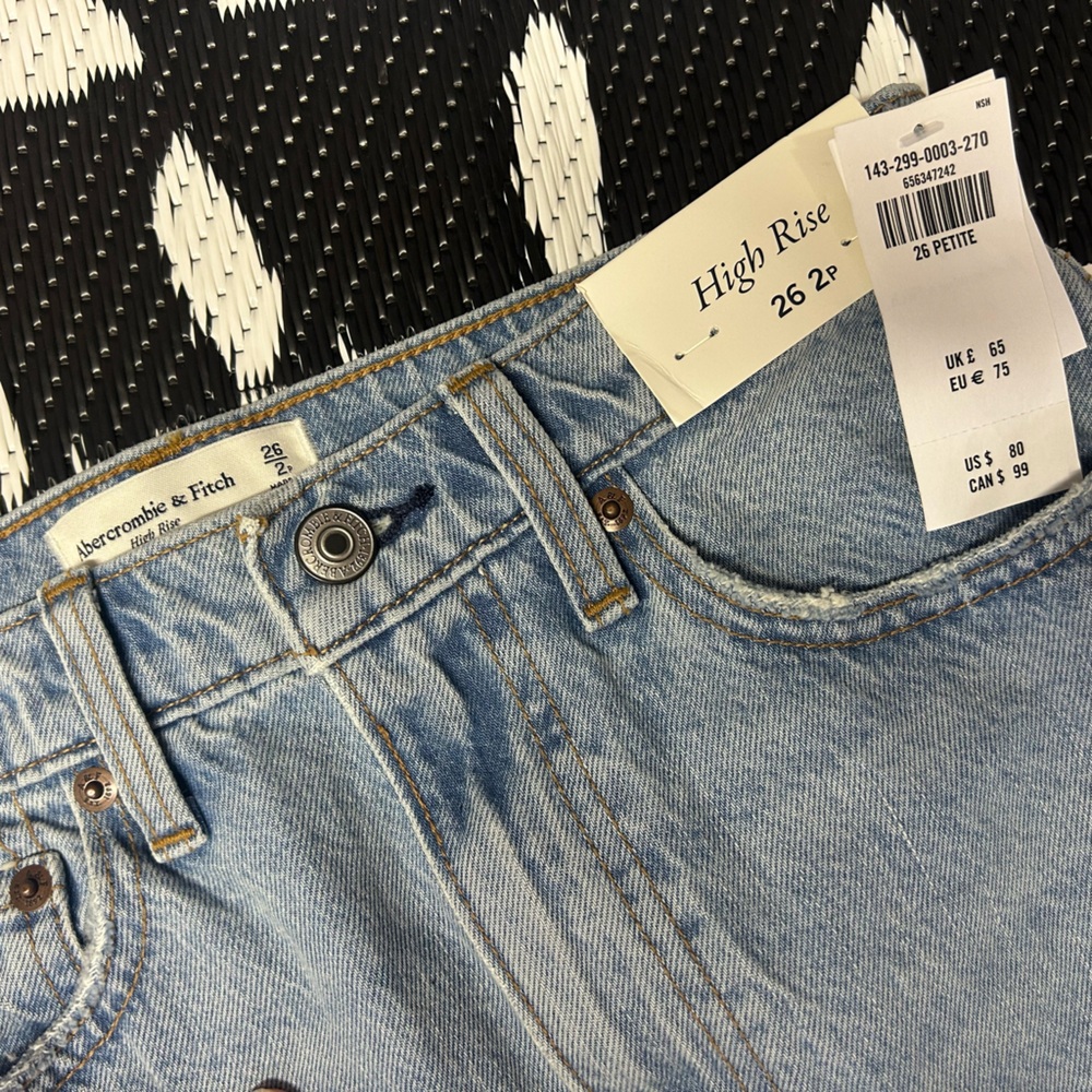 NWT Abercrombie & Fitch Light Wash MIDI Denim Skirt Size 26/2 petite - Picture 8 of 9